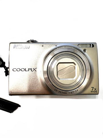 Nikon COOLPIX S6100 16.0MP Digital Camera Silver With Battery