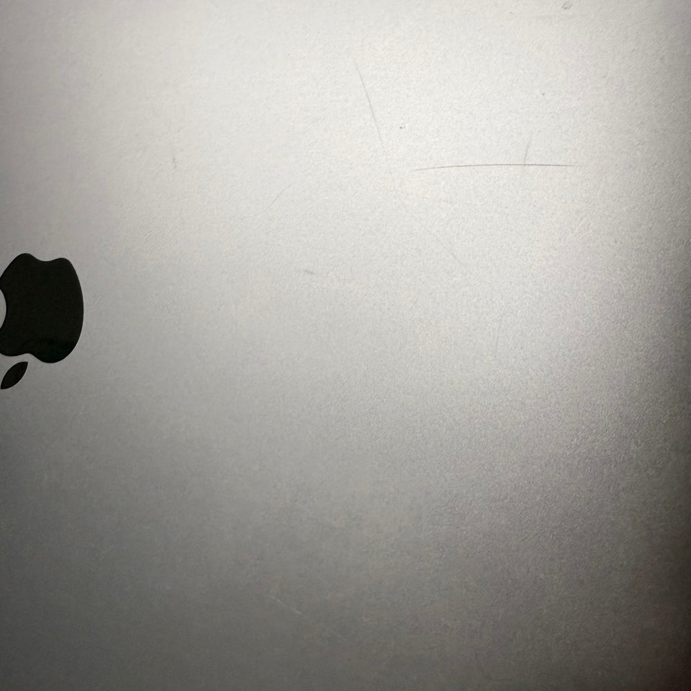 Apple MacBook Pro 14,3 A1707 i7-7700HQ 2.80GHz 16GB RAM 256GB SSD macOS Ventura