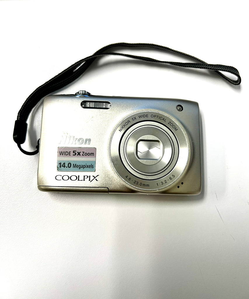 Nikon Coolpix S3100 14MP Silver 2024 Digital Camera