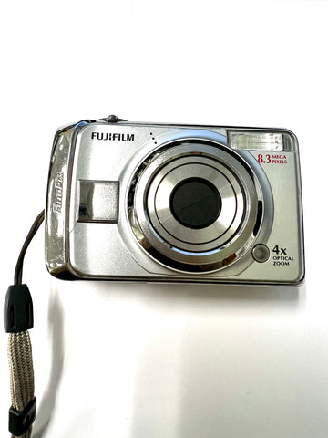 Fujifilm FinePix A Series A820 8.3MP Digital Camera No Battery No Charger