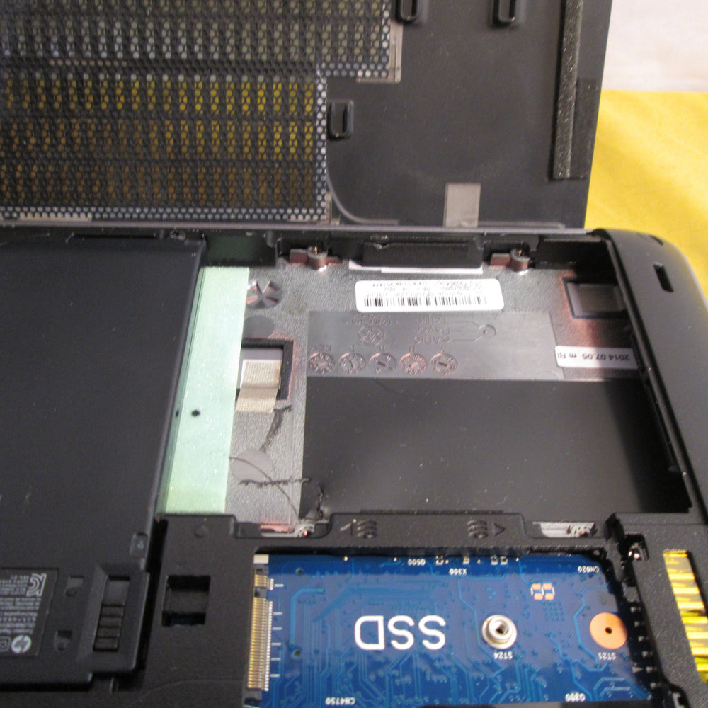 HP EliteBook 840 G2 Intel Core i5 2.20GHz 4G Ram Laptop {Integrated Graphics}/ - Securis