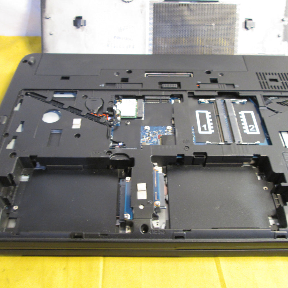 HP ZBook 17 G1 Intel Core i7 2.70GHz QUAD CORE 8G Ram Laptop {NVIDIA Graphics} - Securis